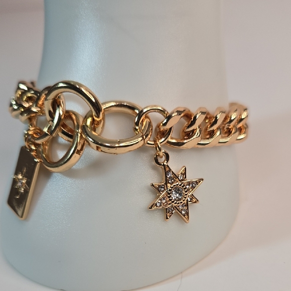 ettika Jewelry - Ettika Starry Charms Gold Chain Bracelet with Star Charm Rhinestones Adjustable